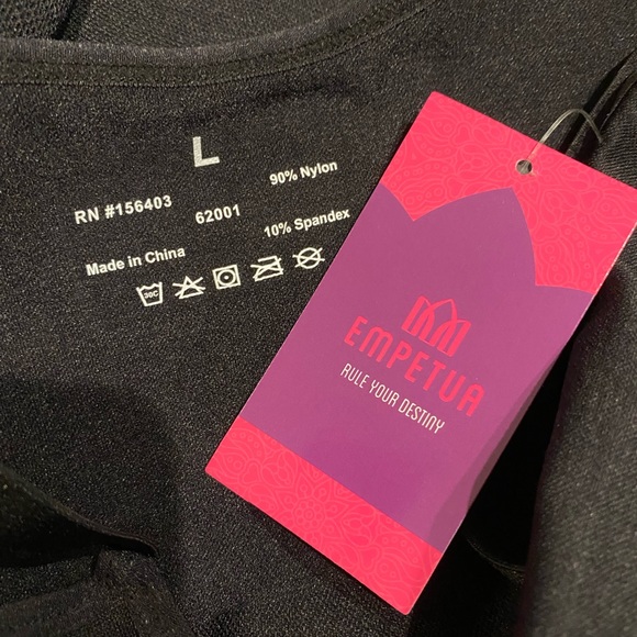 Shapermint Empetua All Day Every Day Scoop Neck Cami Top Black Shapewear - Picture 4 of 6